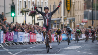 Bibby and Juniper win 2015 British Cycling National Circuit Race Championships