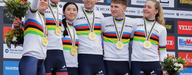 Relay rainbows: Great Britain become team relay world champions on day one of the 2025 UCI Cyclo-cross World Championships